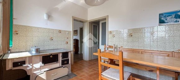 4 bedrooms House in Udine, Italy No. 326863 3