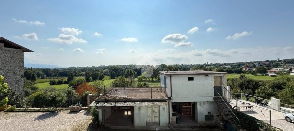 4 bedrooms House in Udine, Italy No. 326863 25