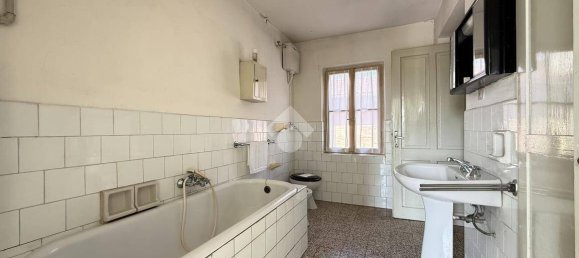 4 bedrooms House in Udine, Italy No. 326863 17