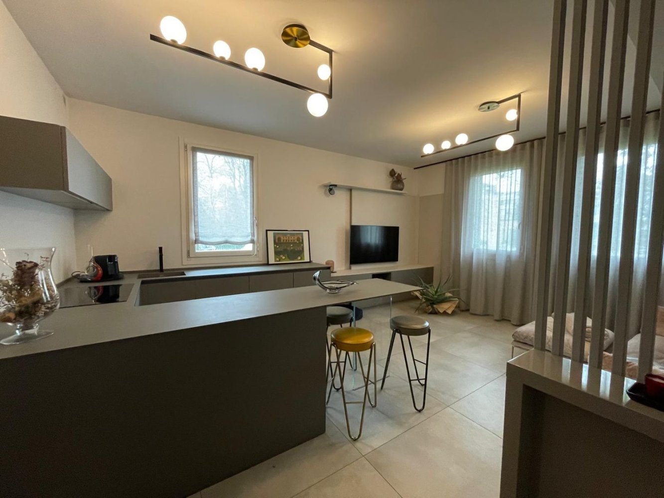 3-salle Appartement à Mirandola, Italy No. 16252