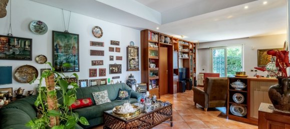 4 rooms Apartment in Rome, Italy No. 199300 10