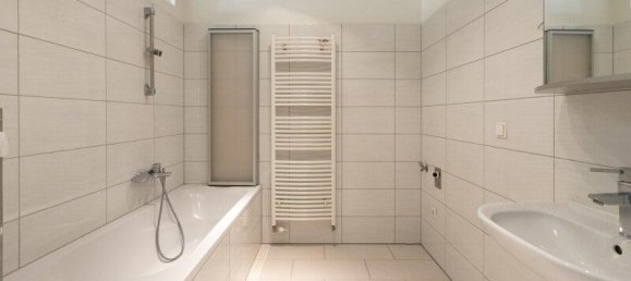 Apartamento de 2 habitaciónes en Favoriten, Austria No. 141609 10