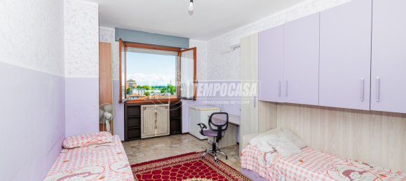 3 rooms Apartment in San Giuliano Milanese, Italy No. 274436 20