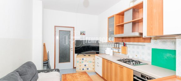 3 rooms Apartment in San Giuliano Milanese, Italy No. 274436 4