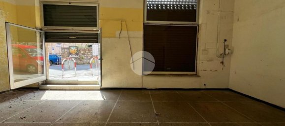 40m² Commercial property in Genoa, Italy No. 347672 9