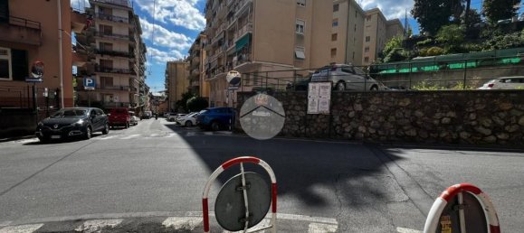 40m² Commercial property in Genoa, Italy No. 347672 4