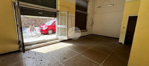 40m² Commercial property in Genoa, Italy No. 347672 17