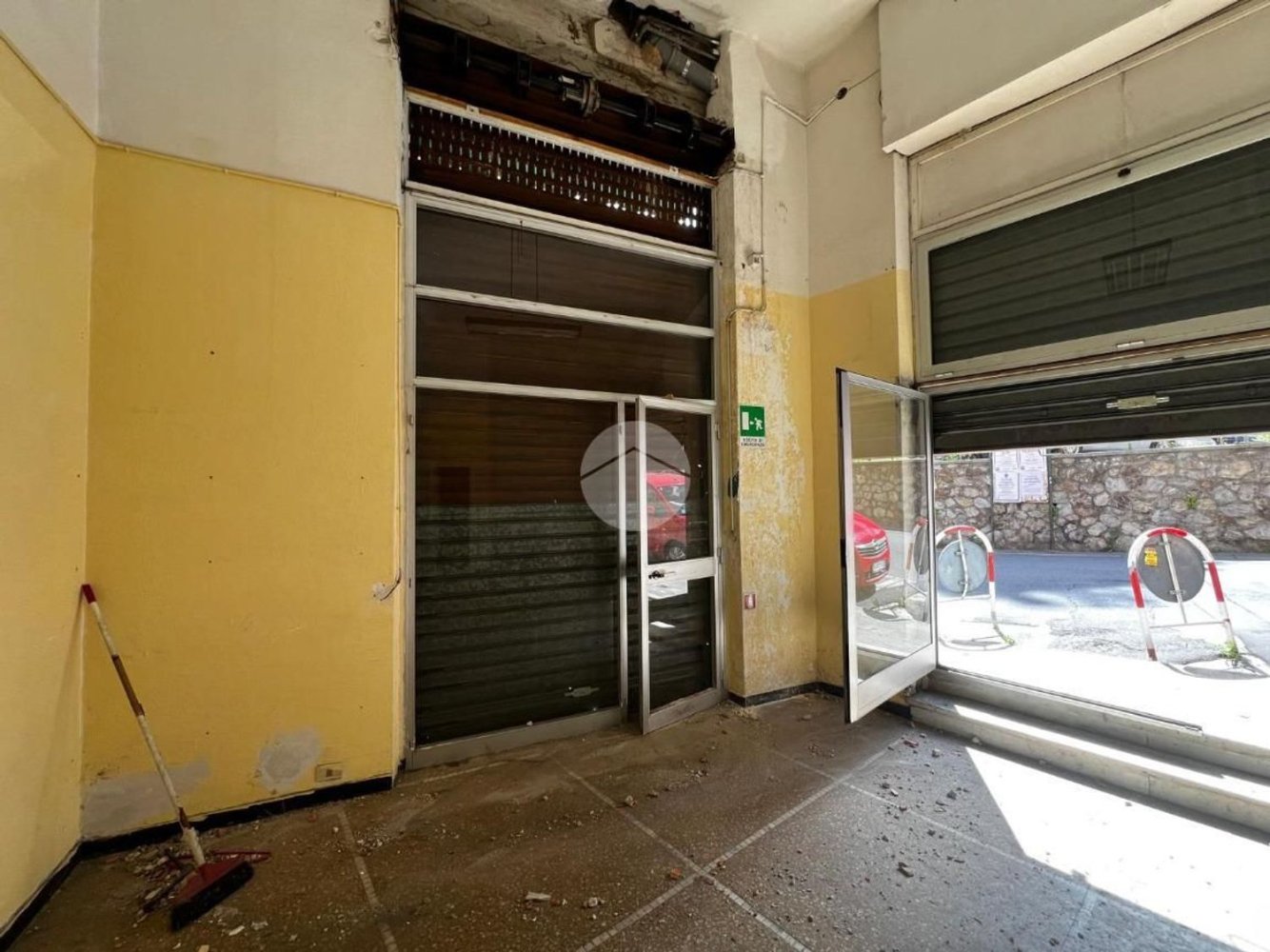 40m² Commercial property in Genoa, Italy No. 347672