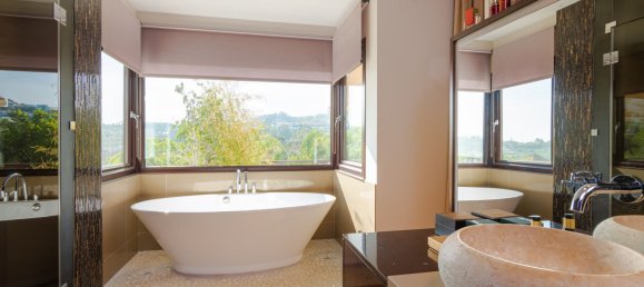 4 Schlafzimmer Villa in Marbella, Spain, Nr. 121244 4