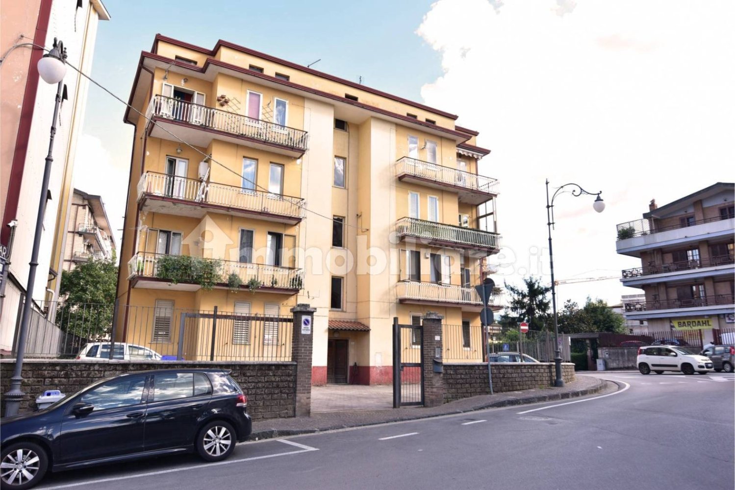 3 bedrooms Apartment in Atripalda, Italy No. 173770