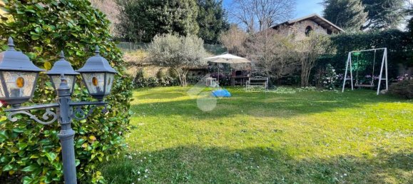 Вилла с 6 спальнями в Безано, Италия № 236099 2