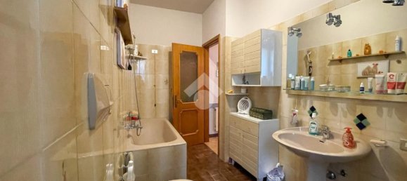 Вилла с 6 спальнями в Безано, Италия № 236099 15