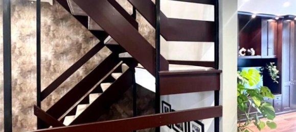 4 bedrooms Commercial property in London, United Kingdom No. 7438 9