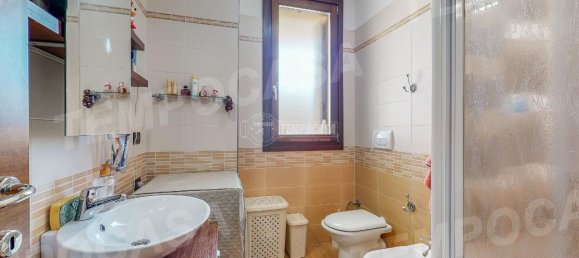 Apartamento de 3 divisões em Cento, Italy N.º 35660 15