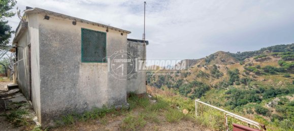 Apartamento de 2 habitaciónes en Messina, Italy No. 274425 4