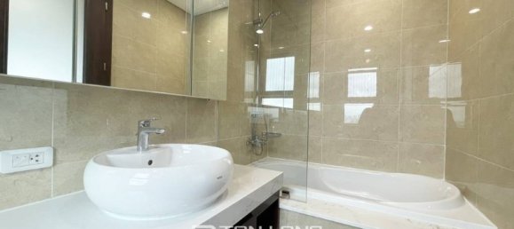 3 bedrooms Apartment in Tay Ho, Vietnam No. 565 18