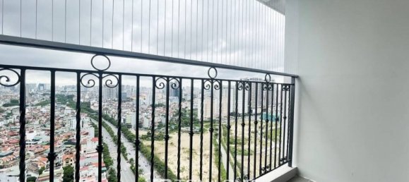 3 bedrooms Apartment in Tay Ho, Vietnam No. 565 22