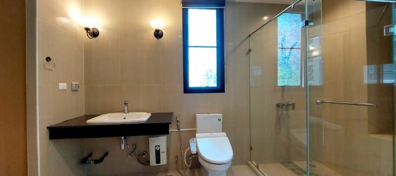 2 bedrooms Condo in Pattaya, Thailand No. 5589 8