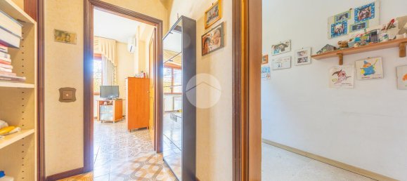 3-Zimmer Wohnung in Rome, Italy, Nr. 130788 11