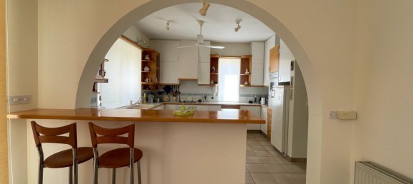 5 bedrooms Villa in Paphos, Cyprus No. 10257 14