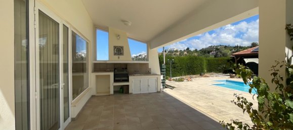 5 bedrooms Villa in Paphos, Cyprus No. 10257 18