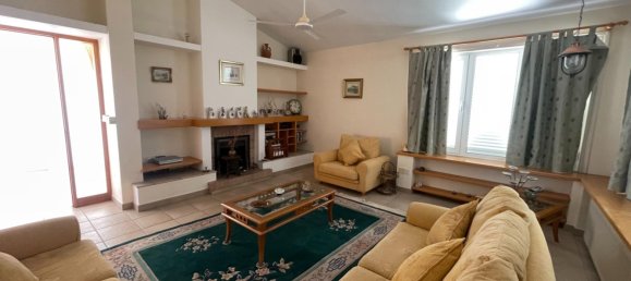 5 bedrooms Villa in Paphos, Cyprus No. 10257 7