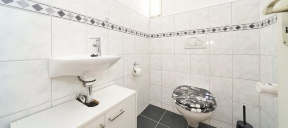 Edificio de 2 dormitorios en Rems-Murr-Kreis, Germany No. 35863 12