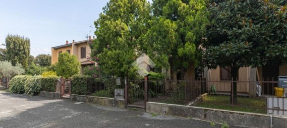 4 Schlafzimmer Haus in Missaglia, Italy, Nr. 371728 16