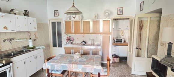 6 rooms House in Boissano, Italy No. 308141 3