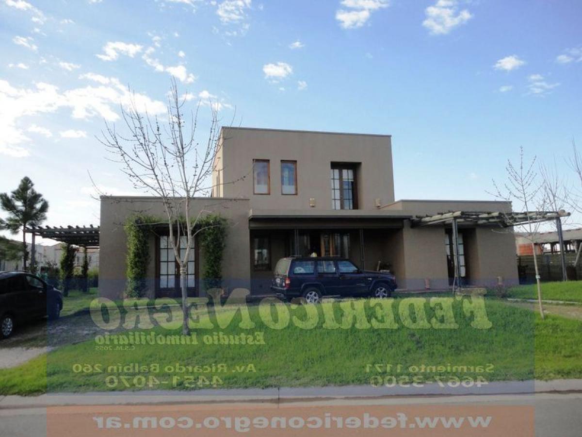 3 غرف نوم منزل في San Miguel, Argentina رقم 85575