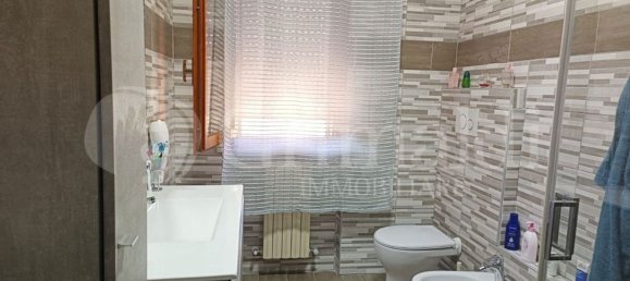 5 rooms Apartment in Monte Roberto, Italy No. 303214 17