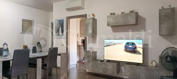 5 rooms Apartment in Monte Roberto, Italy No. 303214 6