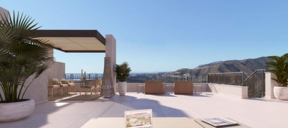 3 bedrooms Penthouse in Istan, Spain No. 286751 2