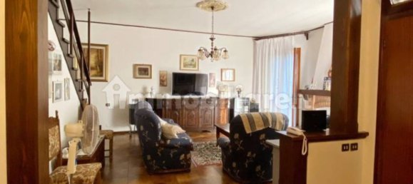 Villa de 2 dormitorios en Tresignana, Italy No. 354487 16