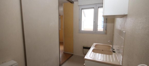 1 bedroom Apartment in Orleans, France No. 51254 11