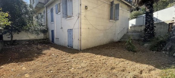 2 bedrooms House in Marseille, France No. 321940 2