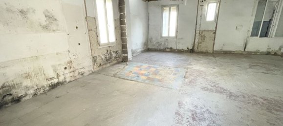 2 bedrooms House in Marseille, France No. 321940 3