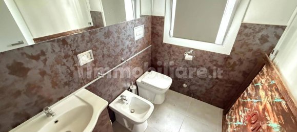 Almacén de 3 habitaciónes en Calcio, Italy No. 354210 11