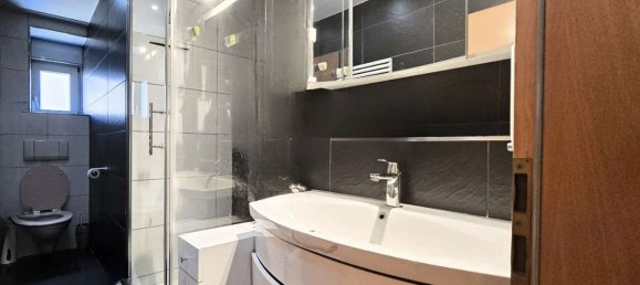 Квартира с 2 спальнями в Штутгарт, Германия № 111470 6