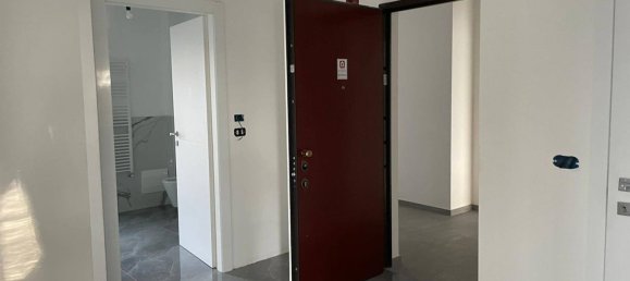 3 rooms Apartment in Moncalieri, Italy No. 210399 4