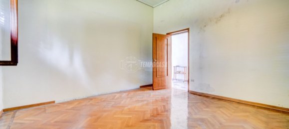 6 rooms Villa in Castano Primo, Italy No. 127507 14