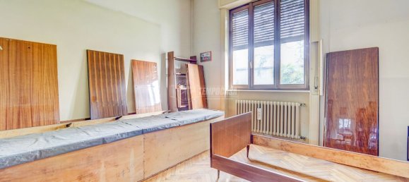 6 rooms Villa in Castano Primo, Italy No. 127507 23