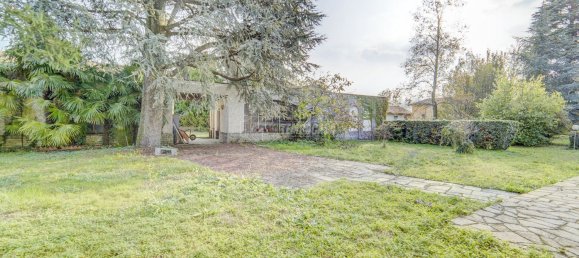 6 rooms Villa in Castano Primo, Italy No. 127507 30