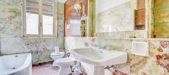 6 rooms Villa in Castano Primo, Italy No. 127507 20