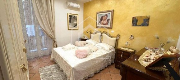 Квартира с 2 спальнями в Бари, Италия № 374440 3