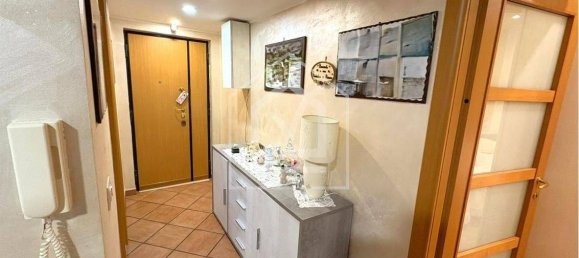 Квартира с 2 спальнями в Бари, Италия № 374440 2