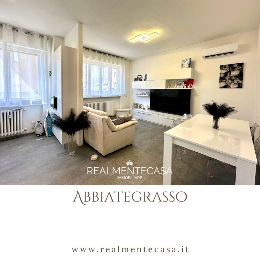 Apartamento de 2 divisões em Abbiategrasso, Italy N.º 330350
