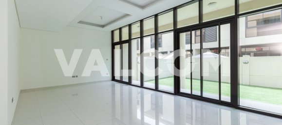 3 Schlafzimmer Villa in DAMAC Hills (Akoya by DAMAC), UAE, Nr. 12807 4