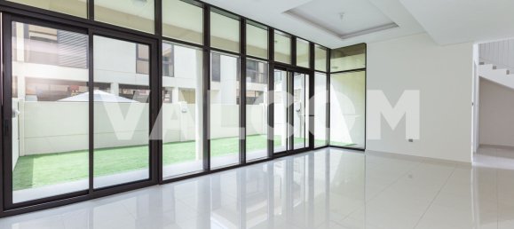 3 Schlafzimmer Villa in DAMAC Hills (Akoya by DAMAC), UAE, Nr. 12807 5