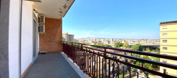 4-salle Appartement à San Giorgio a Cremano, Italy No. 6007 9